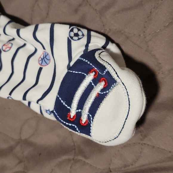 Little Me 3 months sports and stripes sleeper set with toque - Picture 2 of 4